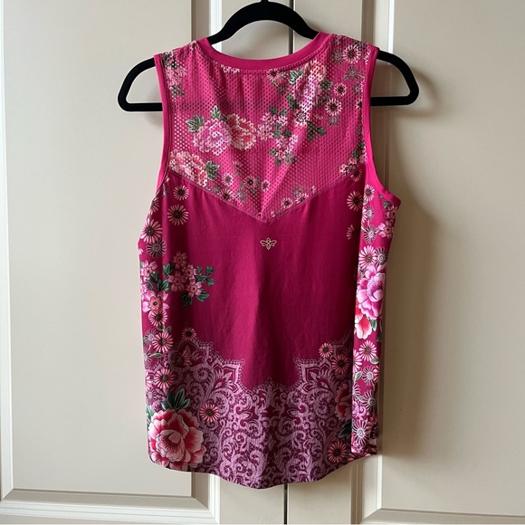 NWT Johnny Was Bee Active High Low Mesh Contrast Tank Top Pink Lace Floral sz S - Picture 4 of 14